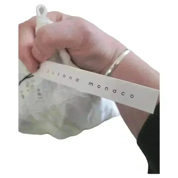 Susana Monaco White Embroidered Lace Blouse Women's Size 6 - Picture 3 of 4